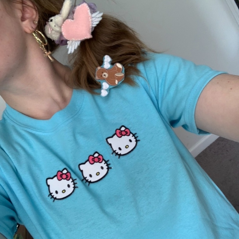 Hello kitty San rio patch tshirt pastel